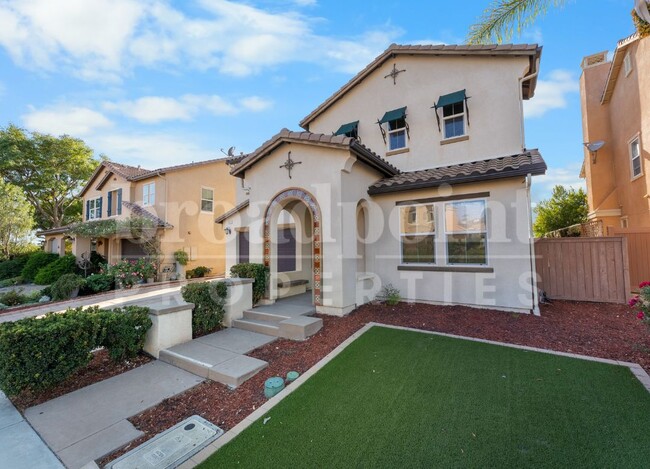 Building Photo - 1672 N Las Flores Dr