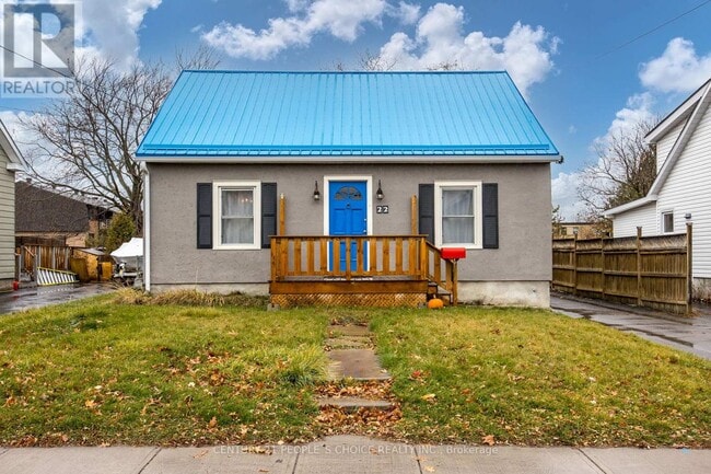 Building Photo - 22 Parker St