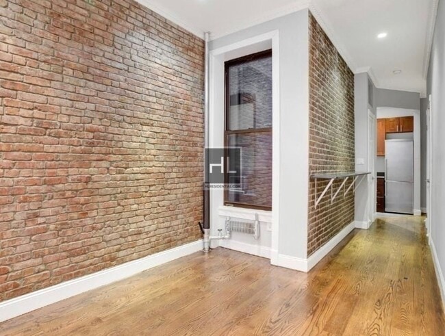 Building Photo - EAST 83 STREET