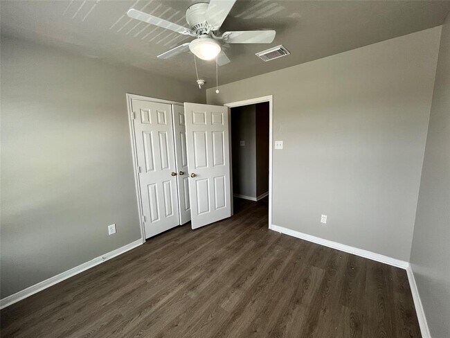 Foto del edificio - 3730 Lehall St