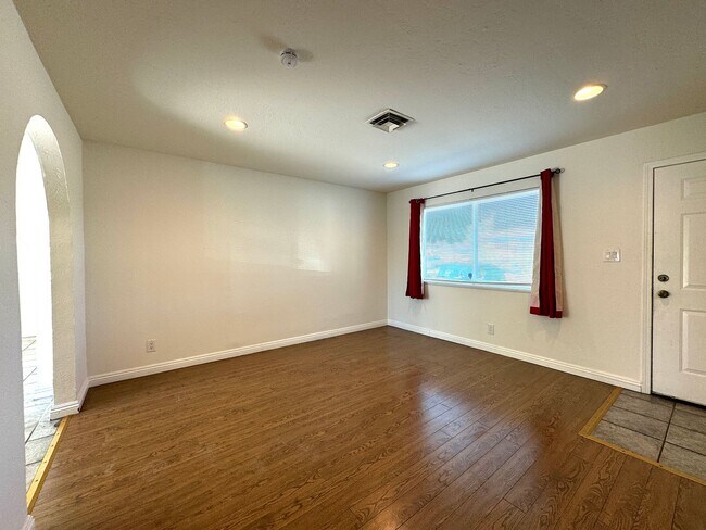 Building Photo - 6221 Fargo Ave