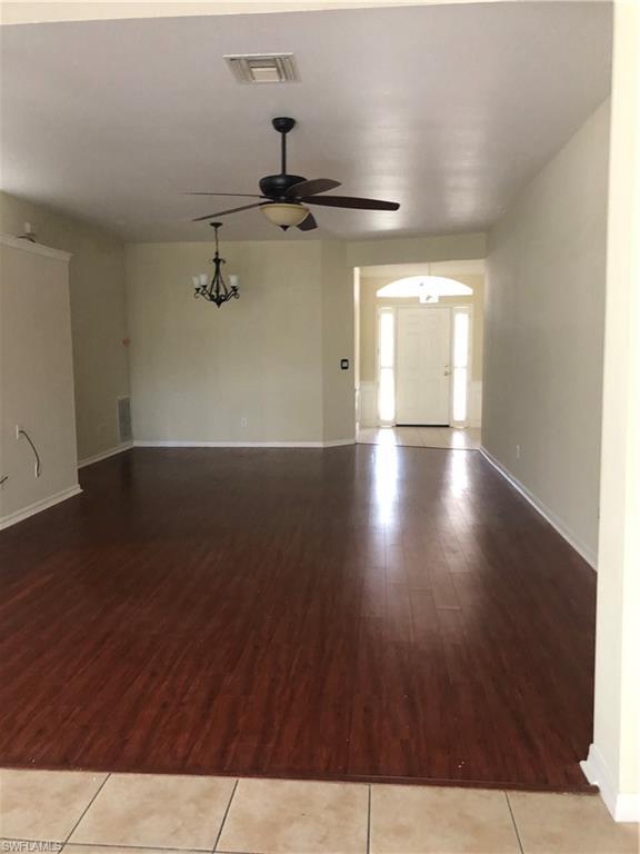 Foto del edificio - 13260 Hastings Ln