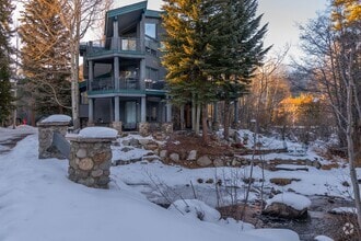 Building Photo - 95 Stonebridge Dr