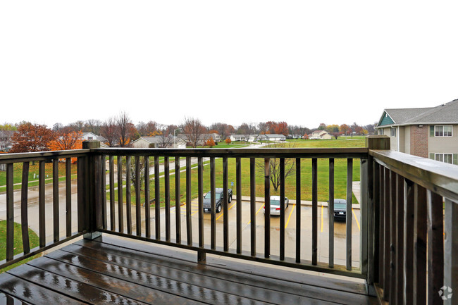 Balcony - Brookfield Apartments