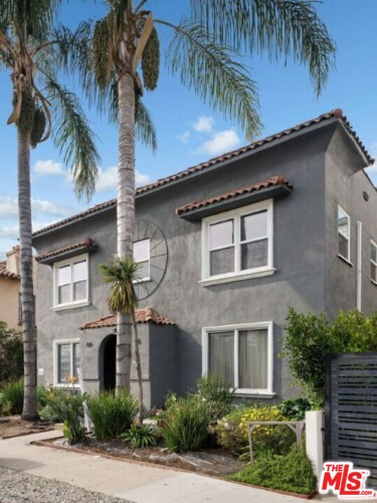 Foto del edificio - 409 N Curson Ave