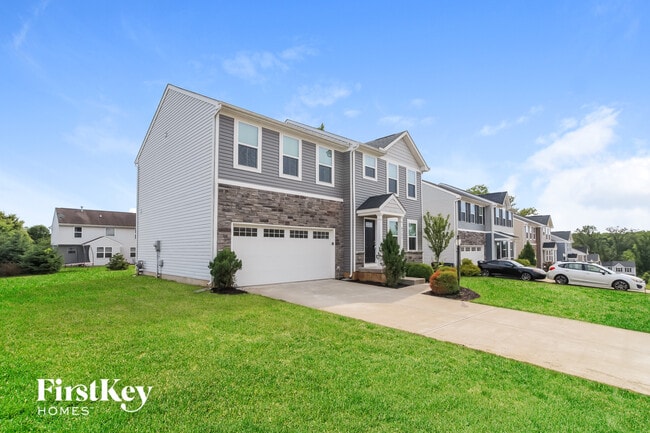 Building Photo - 4721 Megan Danielle Dr