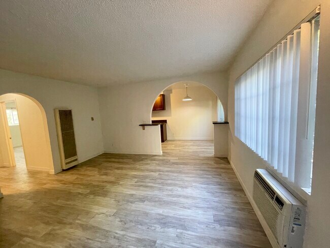 Foto del edificio - 4106 Inglewood Blvd