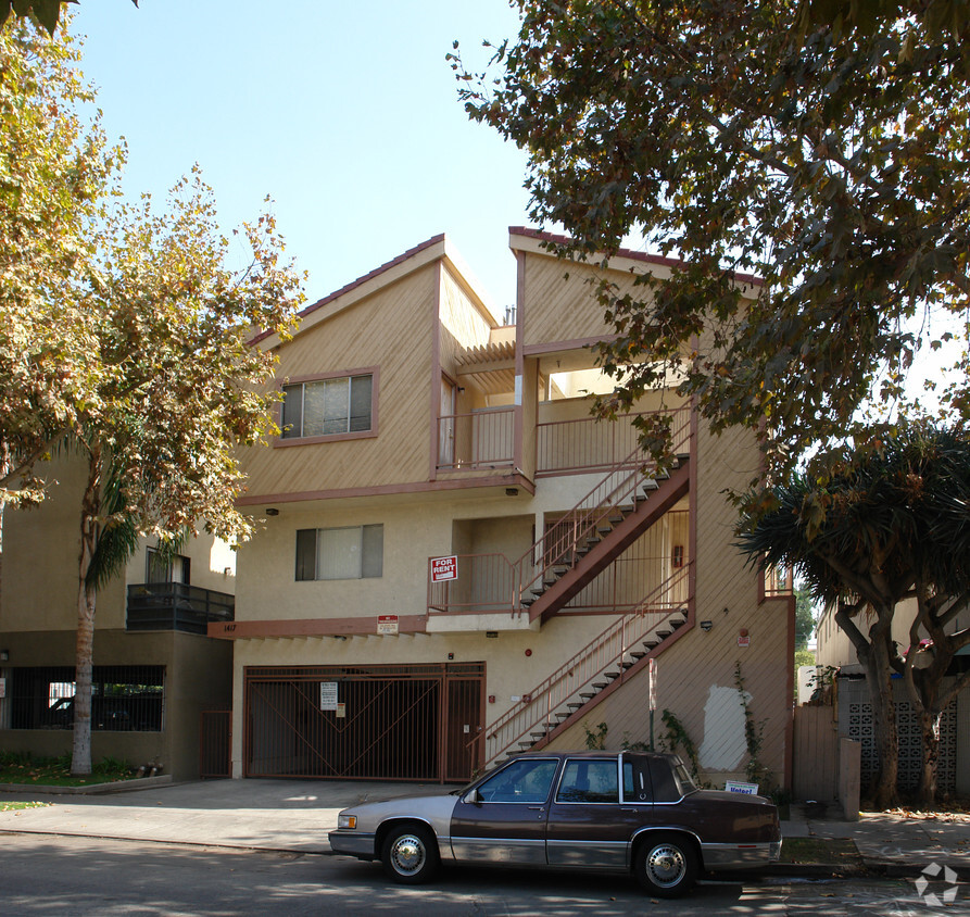 Primary Photo - Durant Street Apartments