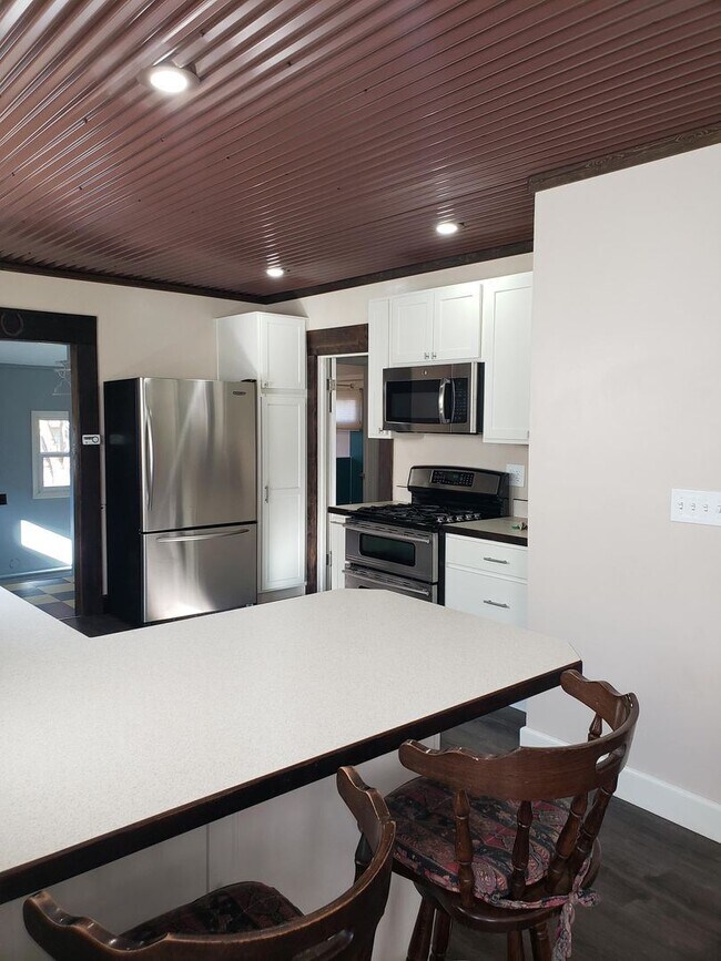 Foto del edificio - 4 br, 2 bath House - 826 2nd Avenue East