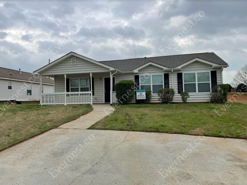Primary Photo - 206 Dove Pl