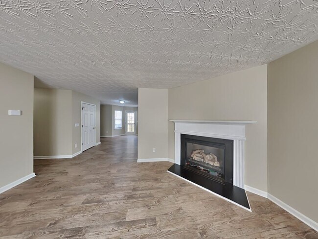 Building Photo - 181 Spring Walk Way