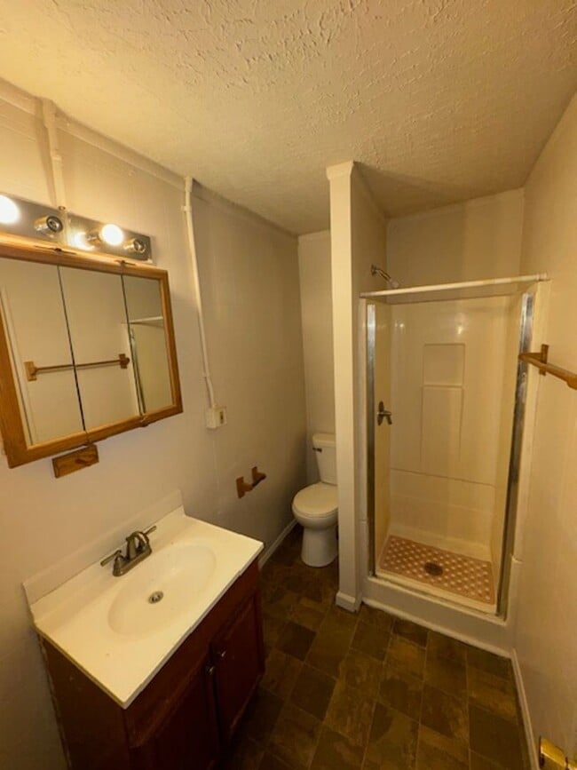 Foto del edificio - 1240 &amp; 1242 Negley Avenue