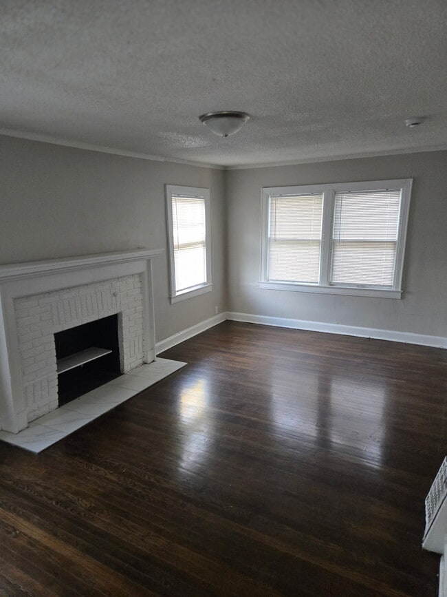 Building Photo - 5529 Michigan Ave