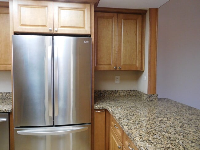 Building Photo - 2812 Newcastle Way