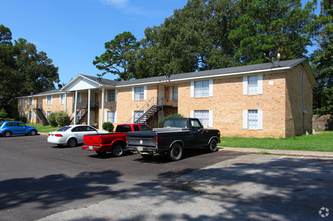 Pine Crest Apartments