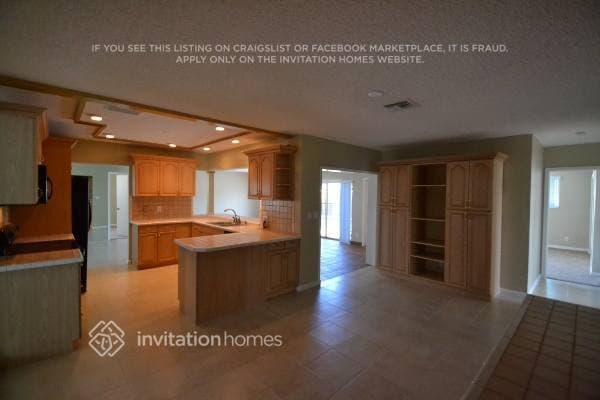 Foto del edificio - 6110 NE 19th Ave