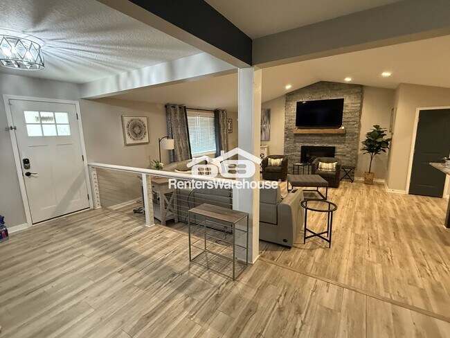 Foto del edificio - 115 Craig Way NE