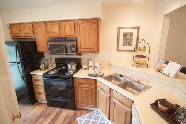 Interior Photo - Parkridge Place