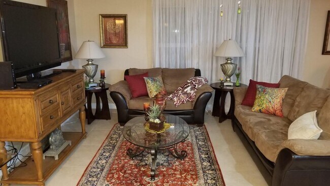 512 High PointDrive D Delray Beach Fl 33445 - 512  High PointDrive D Delray Beach Fl 33445