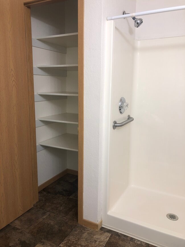 Foto del edificio - 356 S Hill St