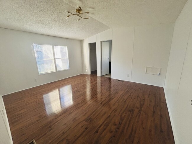 Building Photo - 7245 Fairbanks N H Rd