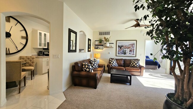 Foto del edificio - 6900 E Princess Dr