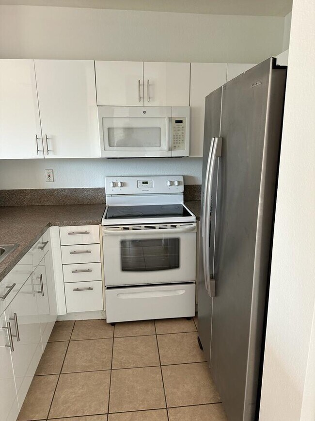 Foto del edificio - 1570 NE 33rd Rd