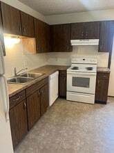 Building Photo - 507 Elm Ave