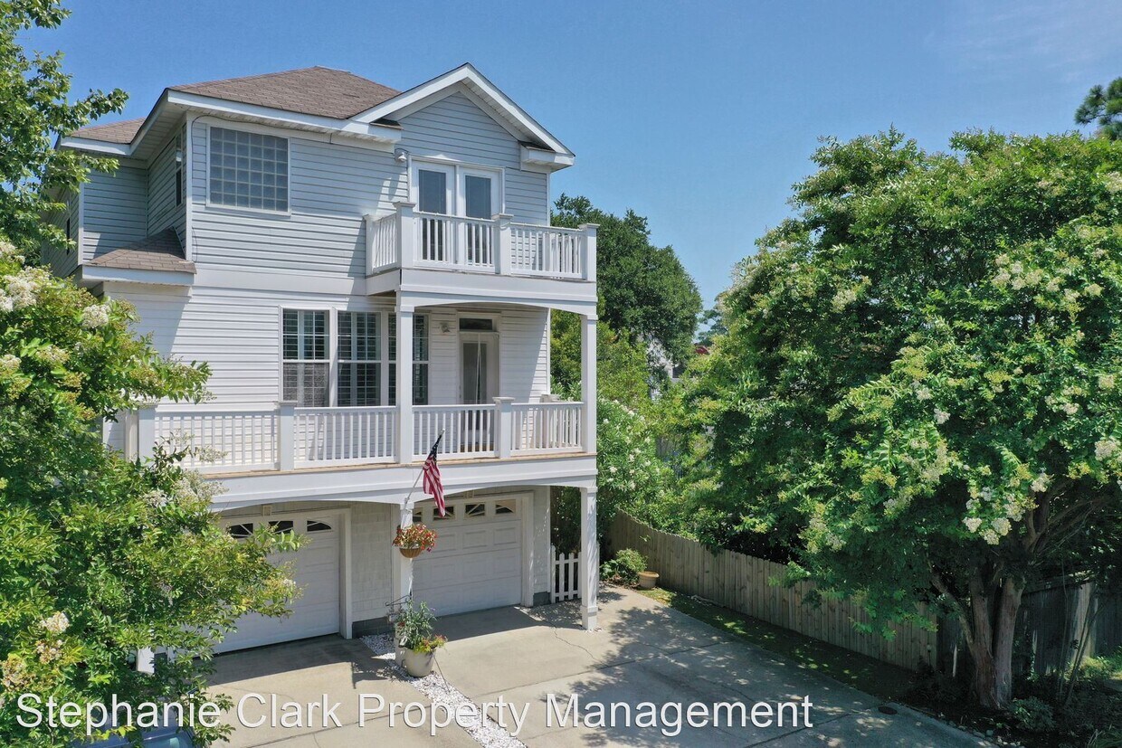 Foto principal - 3 br, 3.5 bath House - 3904 W Stratford Road