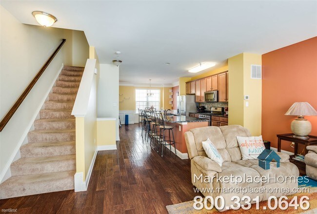 Building Photo - 3 br, 2.5 bath  - 3528 Woodlake Dr Unit 25