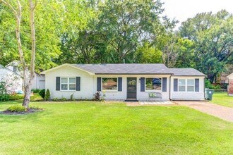 Building Photo - 491 Ginny Ln