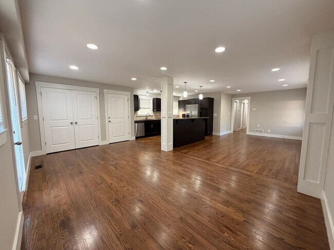 Photo - 3 bed 2 bath in Dekalb! House