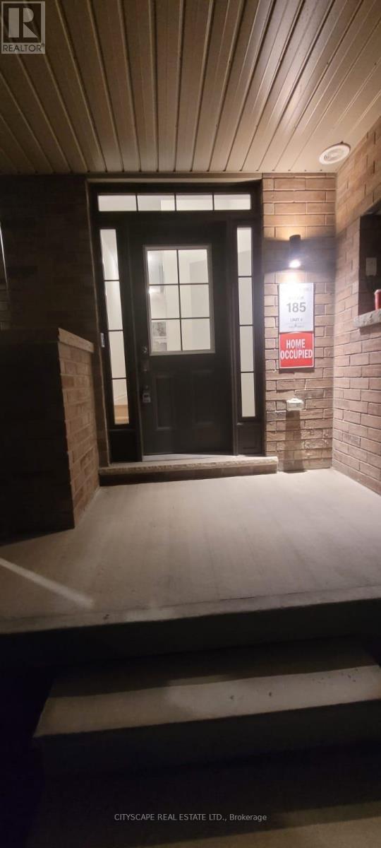 Photo du bâtiment - 2100 Cayenne St