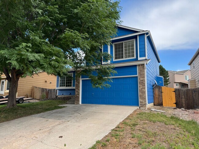 Foto del edificio - Nice 3 Bed 2 Bath Home Close to Ft Carson ...