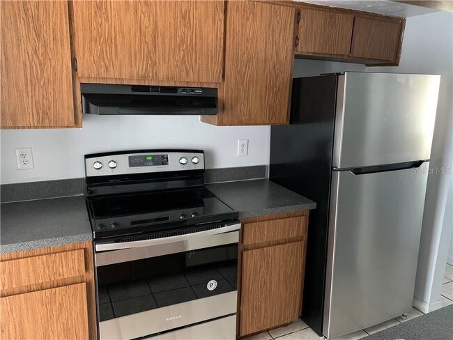 Foto del edificio - 5003 Terrace Village Ln