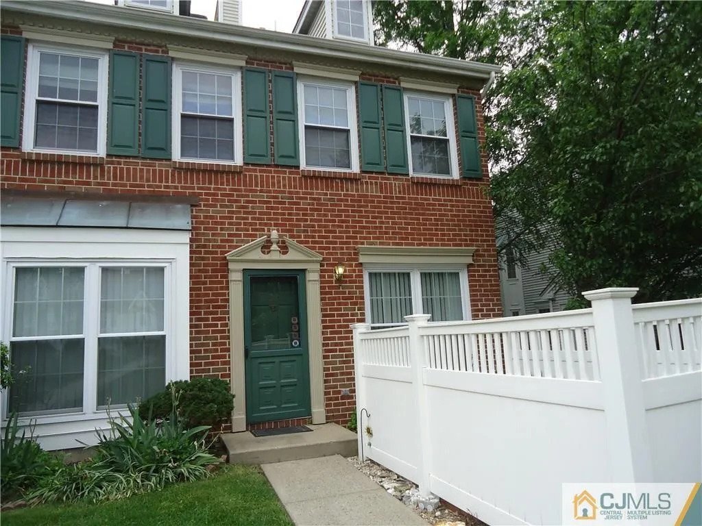 Primary Photo - 22 Goodwin Dr