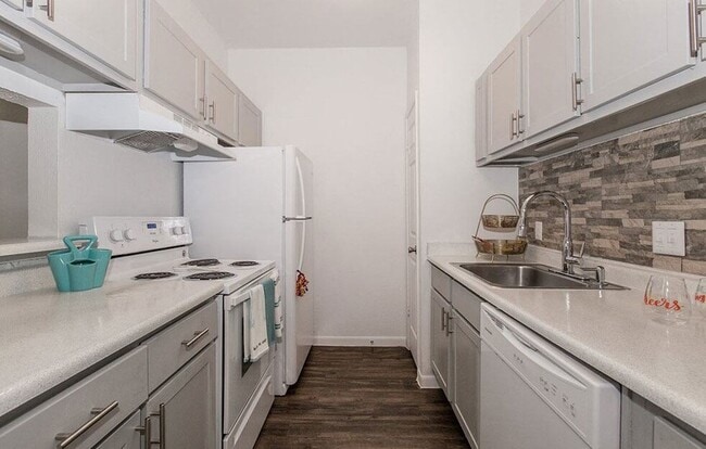 Building Photo - The Corridor at Westchase