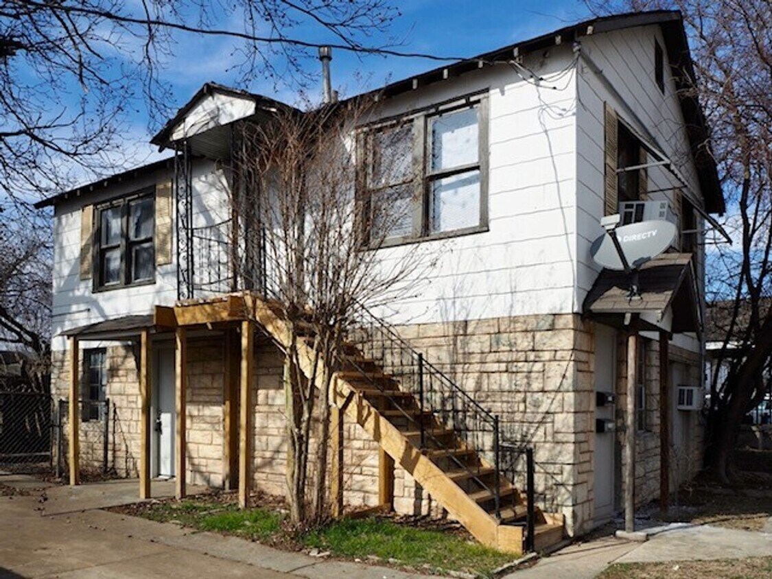 Primary Photo - 2 br, 1 bath House - 1233 N Goff Ave.