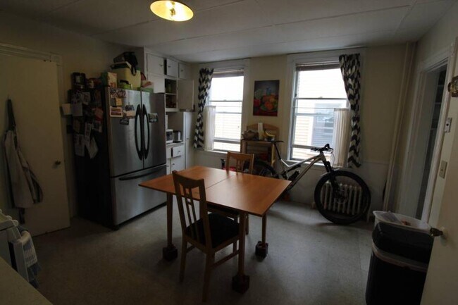 Foto del edificio - 1.0 bedroom in Somerville Massachusetts 02143