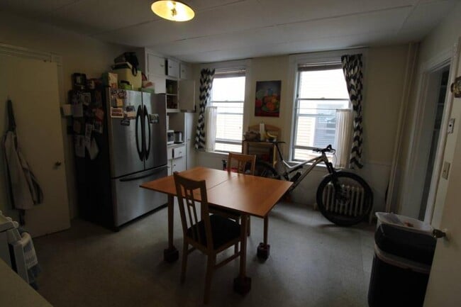 Building Photo - 1.0 bedroom in Somerville Massachusetts 02143