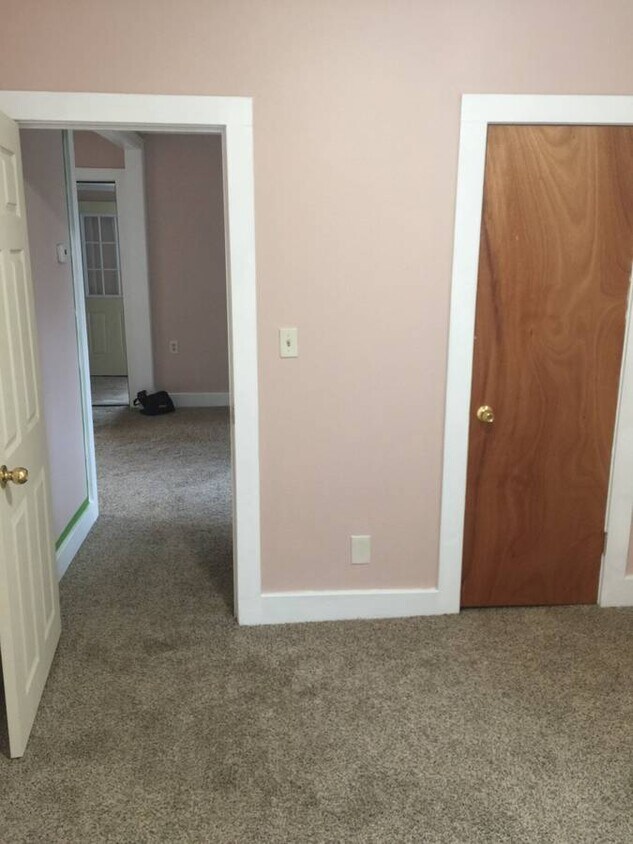 Bedroom - 129 Troy Schenectady Rd