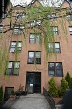 Building Photo - 37 Avon Pl