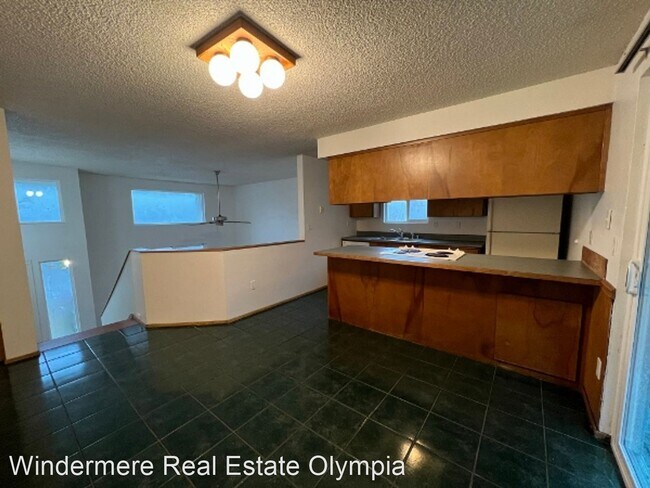 Building Photo - 4 br, 2 bath House - 5711 20th Ave SE