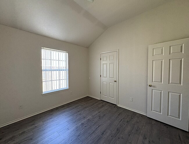 Building Photo - 4300 Alleeta Dr