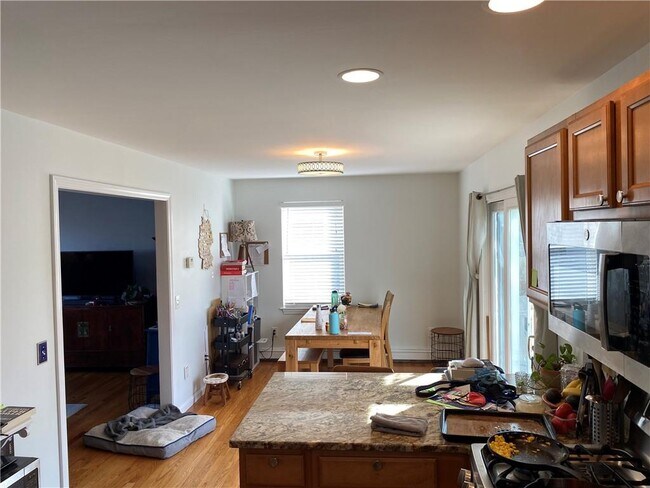 Building Photo - 101 John Kesson Ln