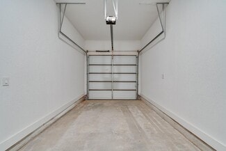 Building Photo - 1601 Mustang Dr