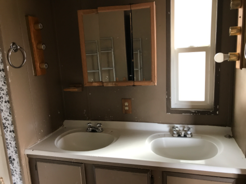 Foto del edificio - 27470 Upper Pleasant Ridge Rd