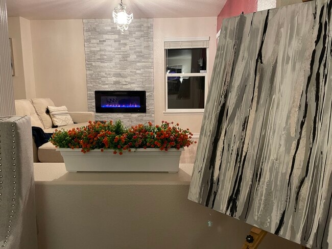 Foto del edificio - 4315 E 94th Pl