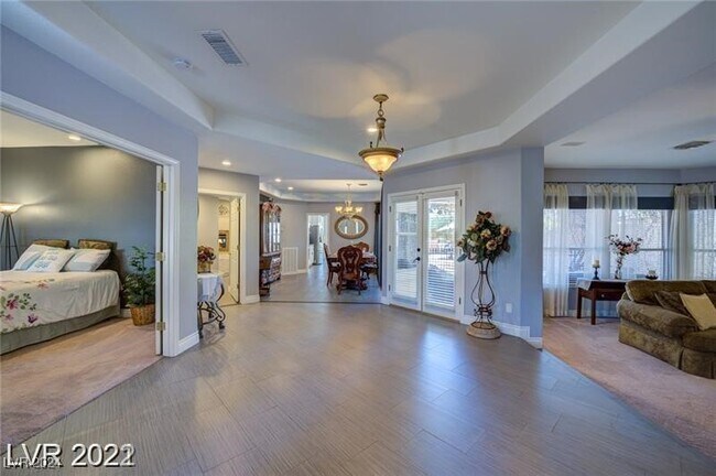 Building Photo - 7909 Painted Sunset Dr