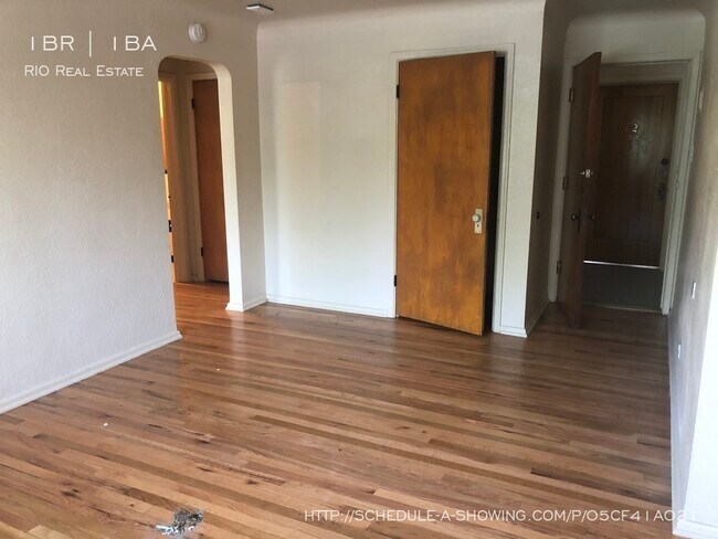 Building Photo - 1520 Grape St